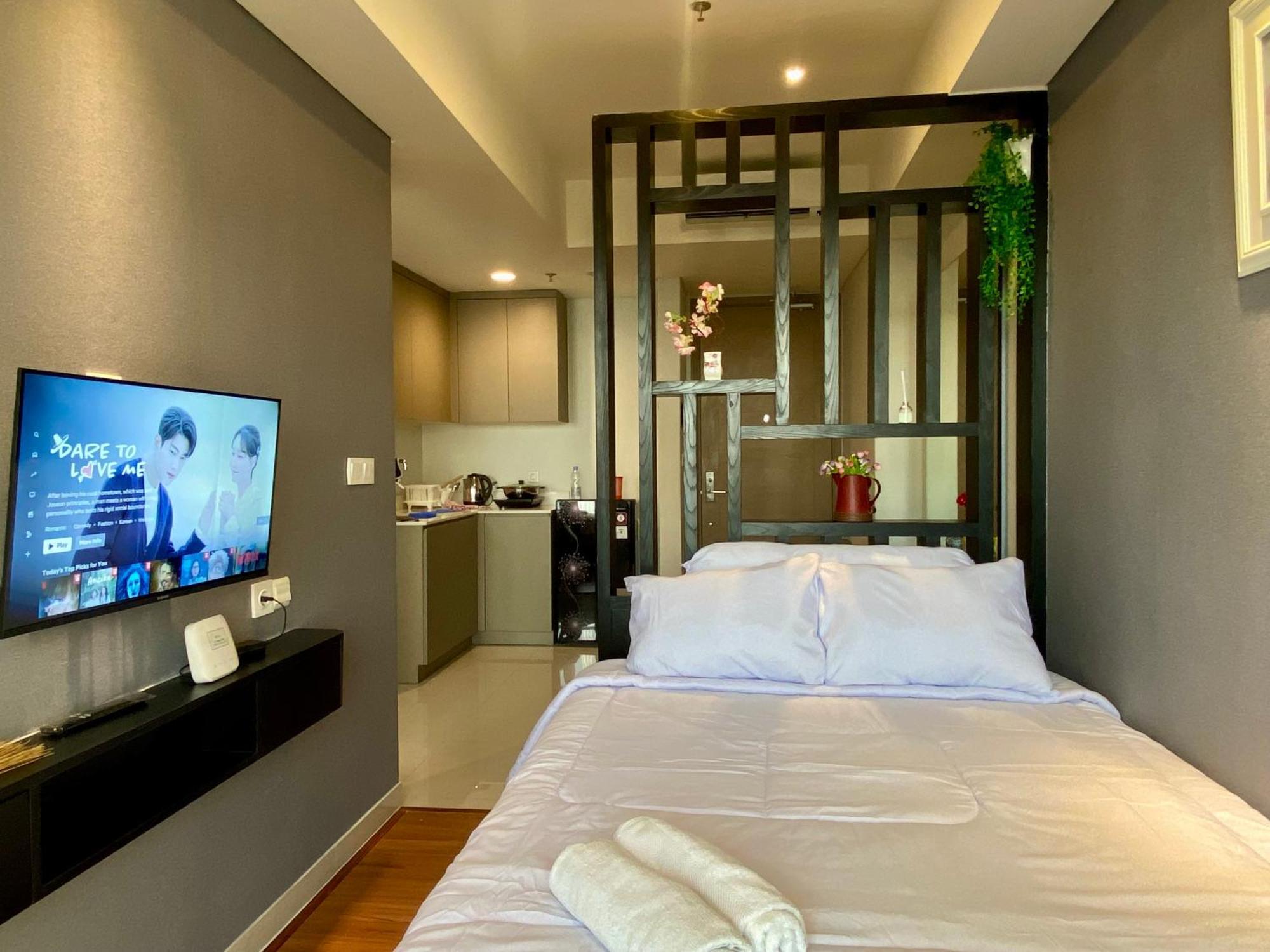Comfort And Luxury Private Room At Goldcoast Pik Jakarta Exterior photo