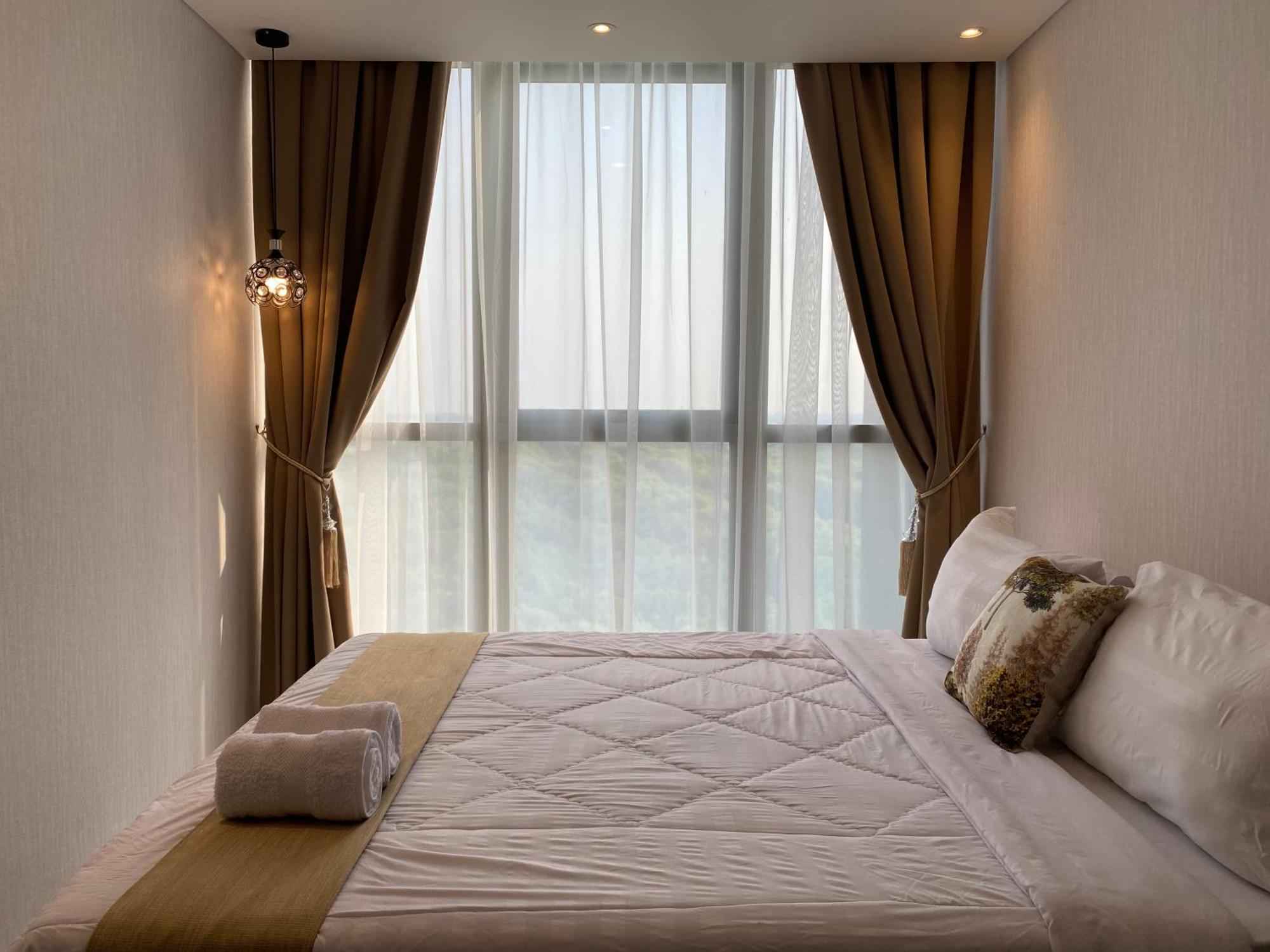 Comfort And Luxury Private Room At Goldcoast Pik Jakarta Exterior photo
