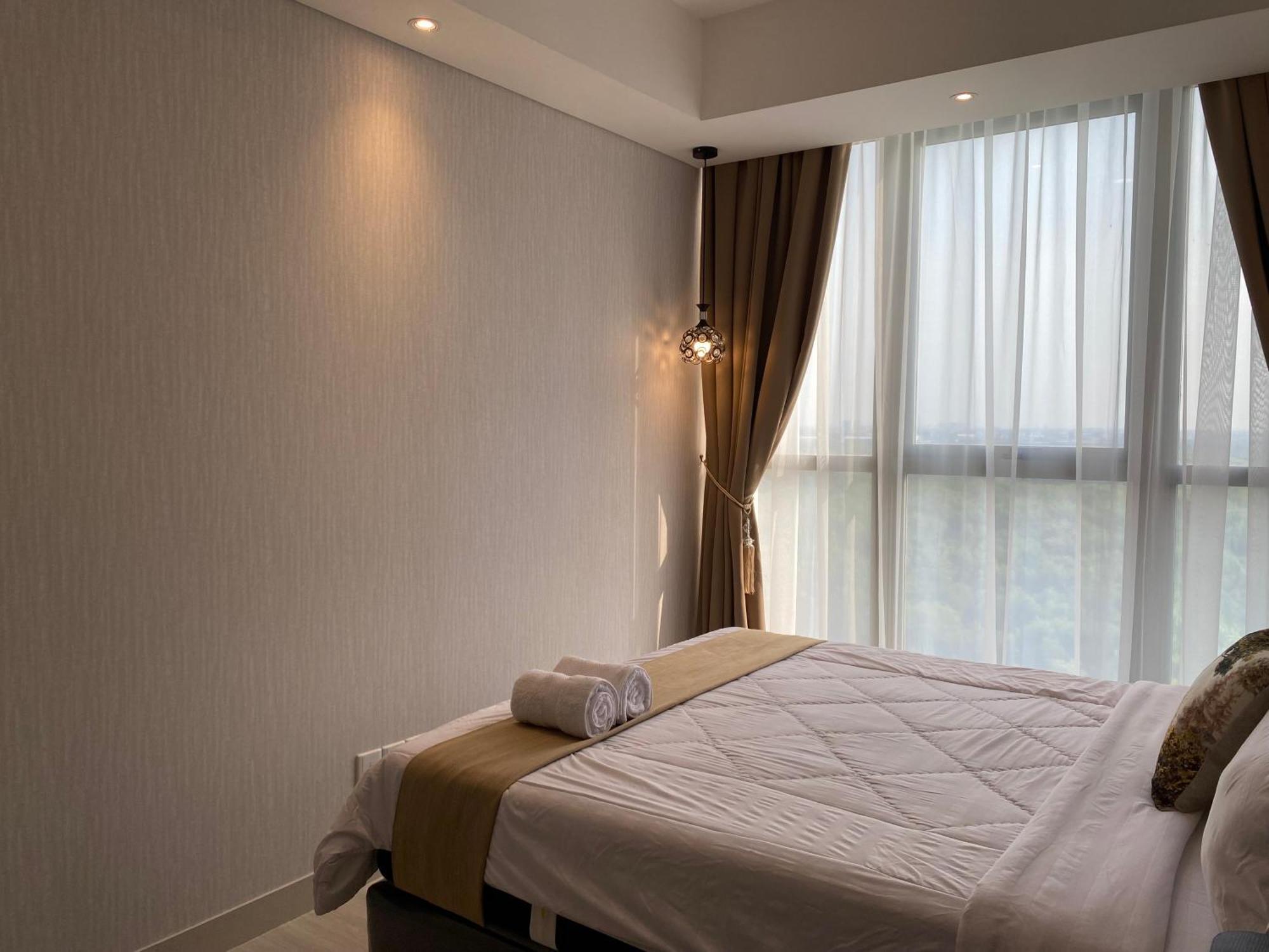 Comfort And Luxury Private Room At Goldcoast Pik Jakarta Exterior photo