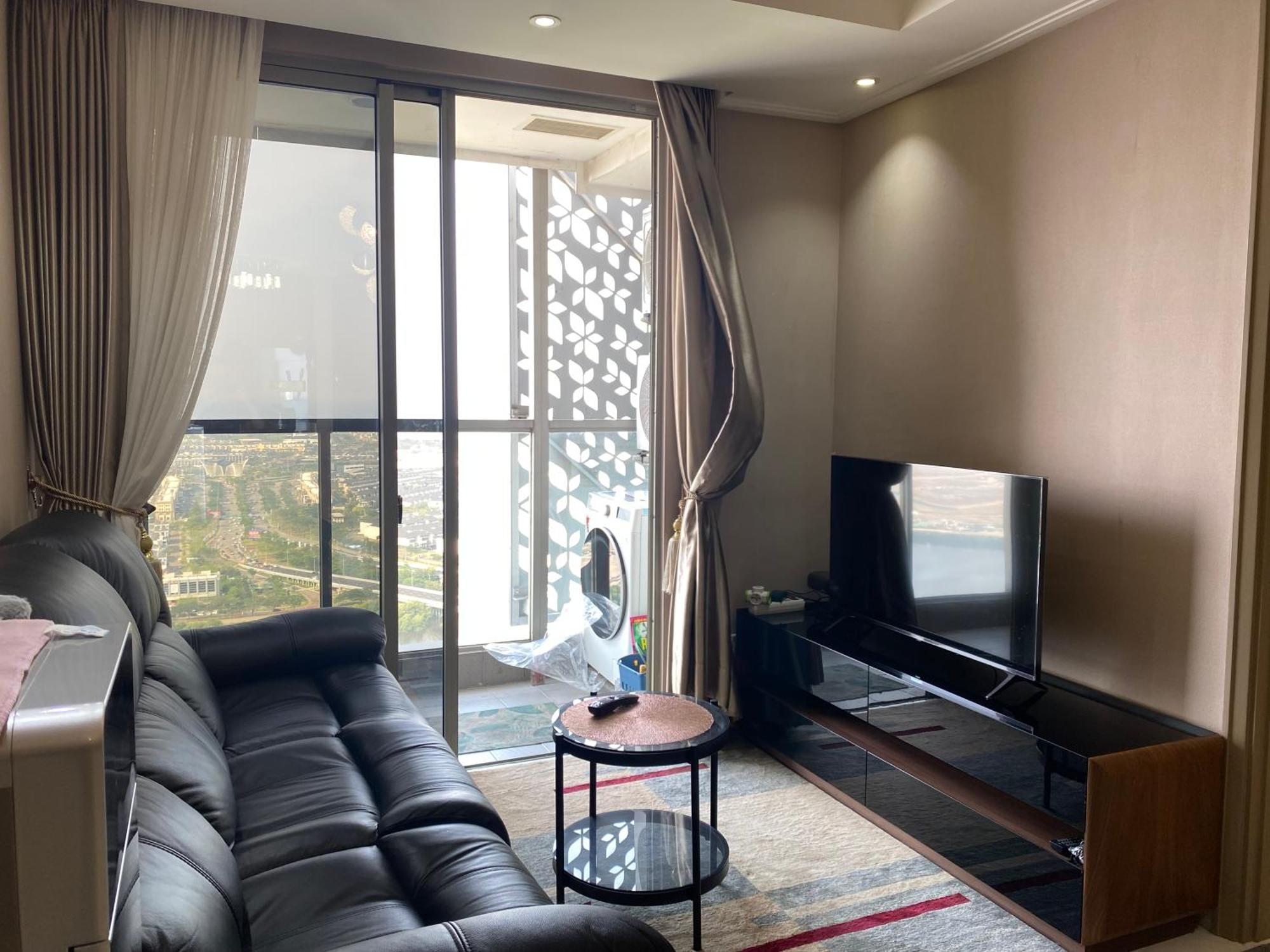 Comfort And Luxury Private Room At Goldcoast Pik Jakarta Exterior photo