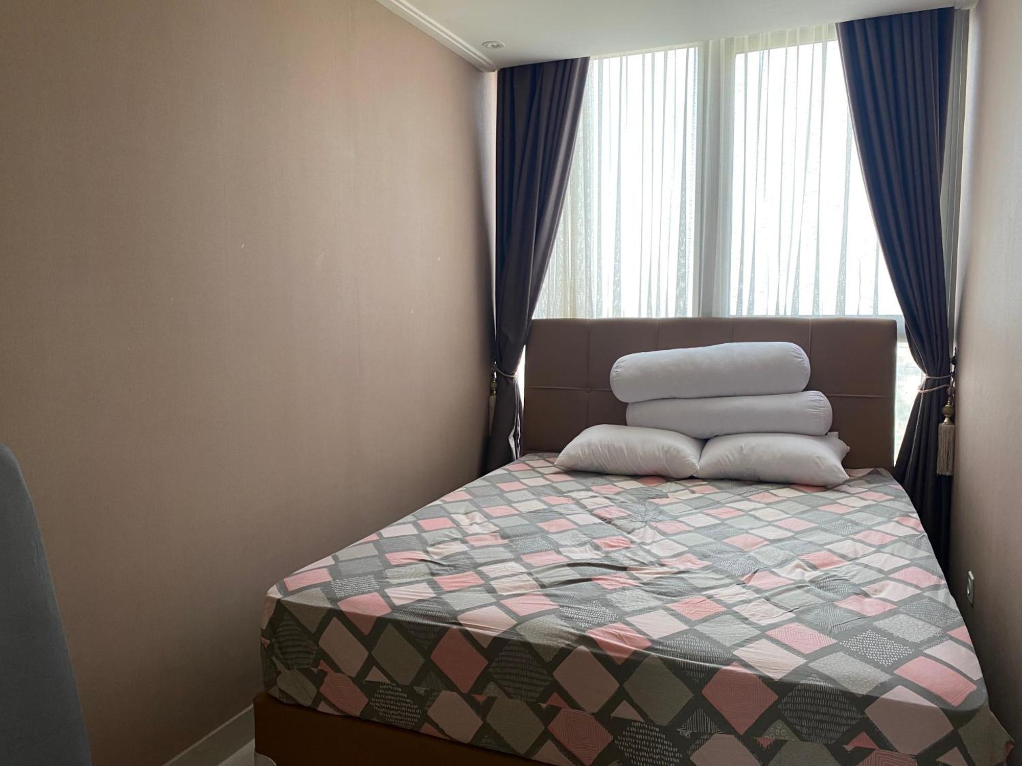 Comfort And Luxury Private Room At Goldcoast Pik Jakarta Exterior photo